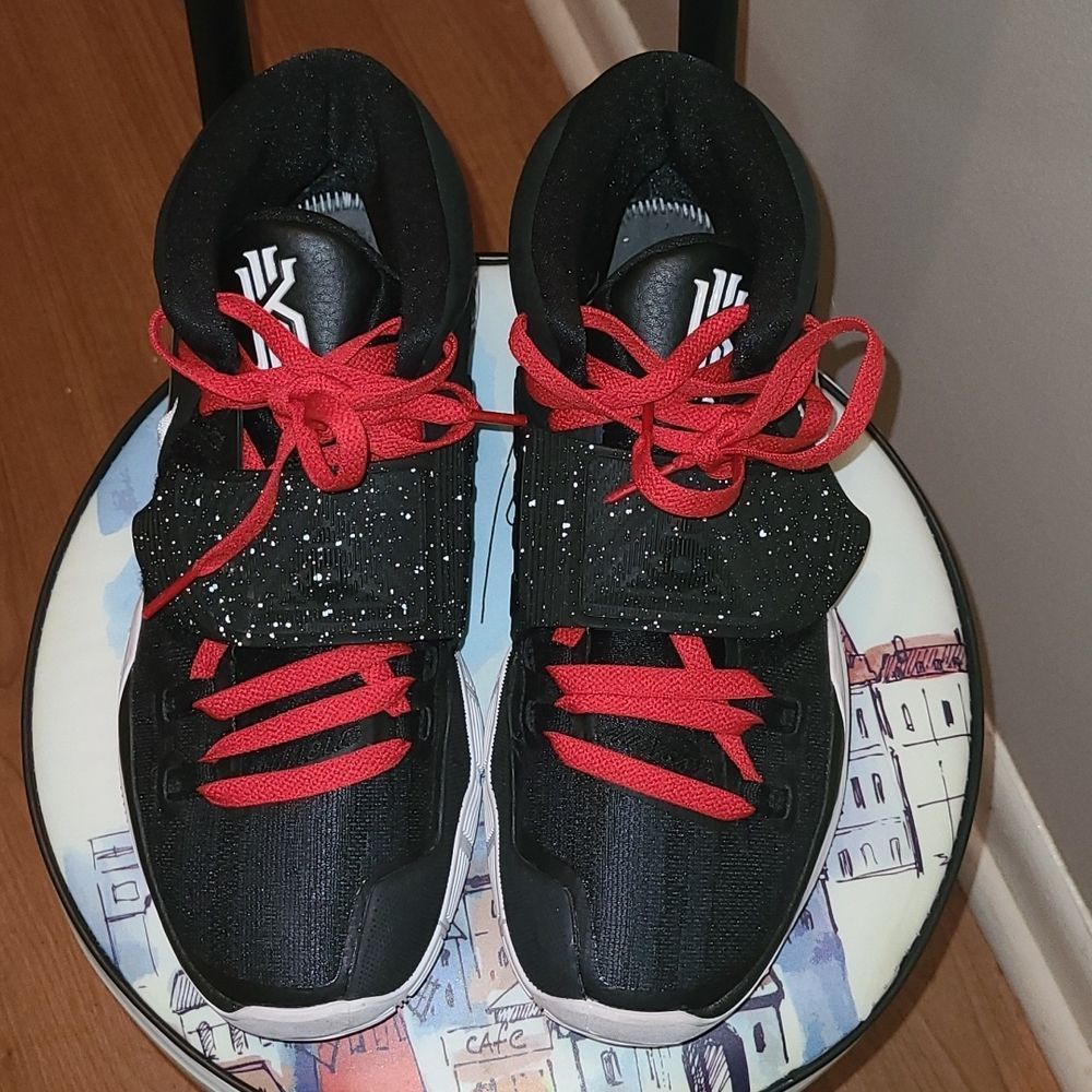 2019 Kyrie 6 'Jet Black' size 8.5